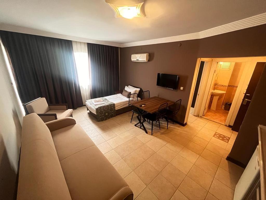 City Inn Family Apart Antalya Exteriör bild